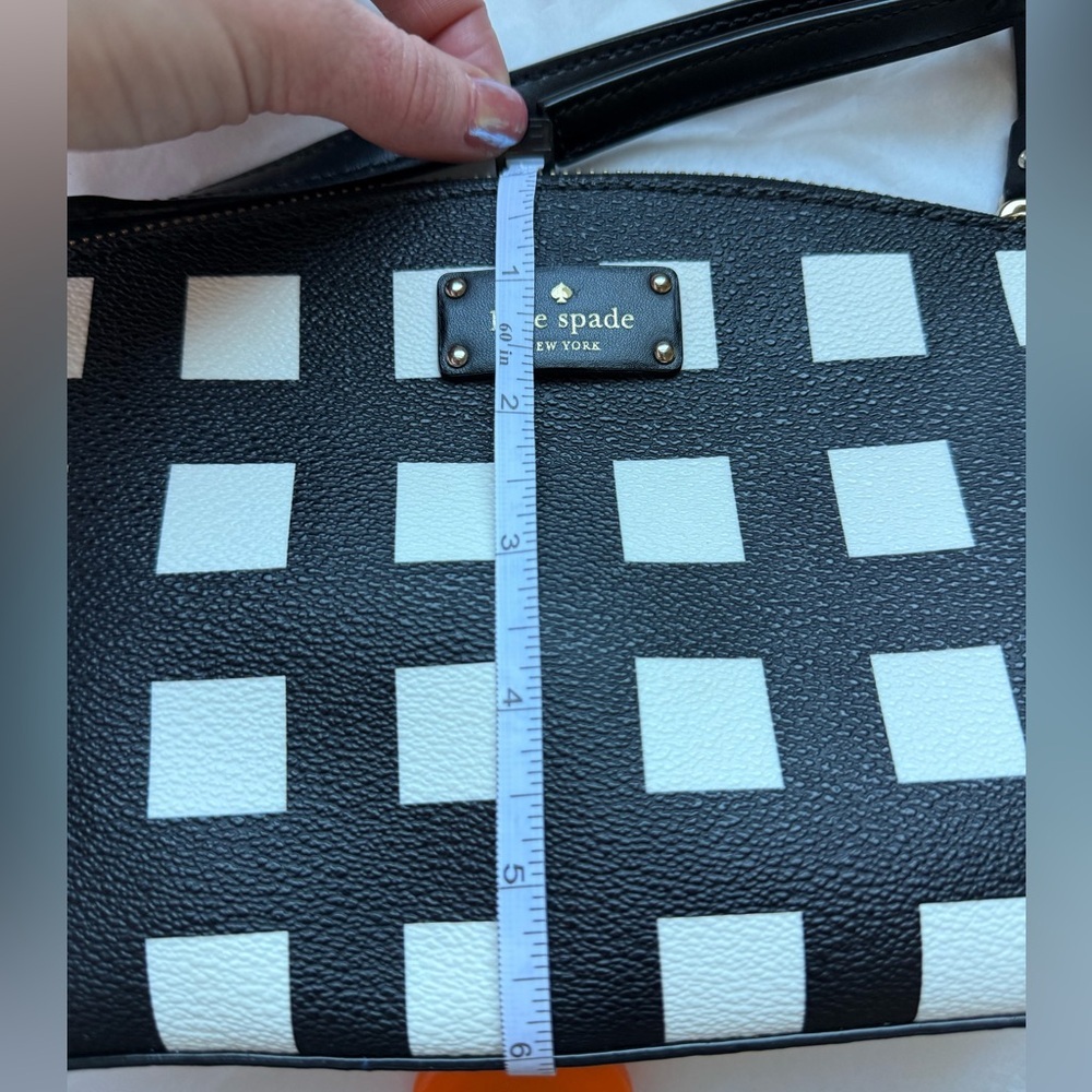 Kate Spade Grove Street Crossbody bag in Pop Art pattern - Picture 11 of 13